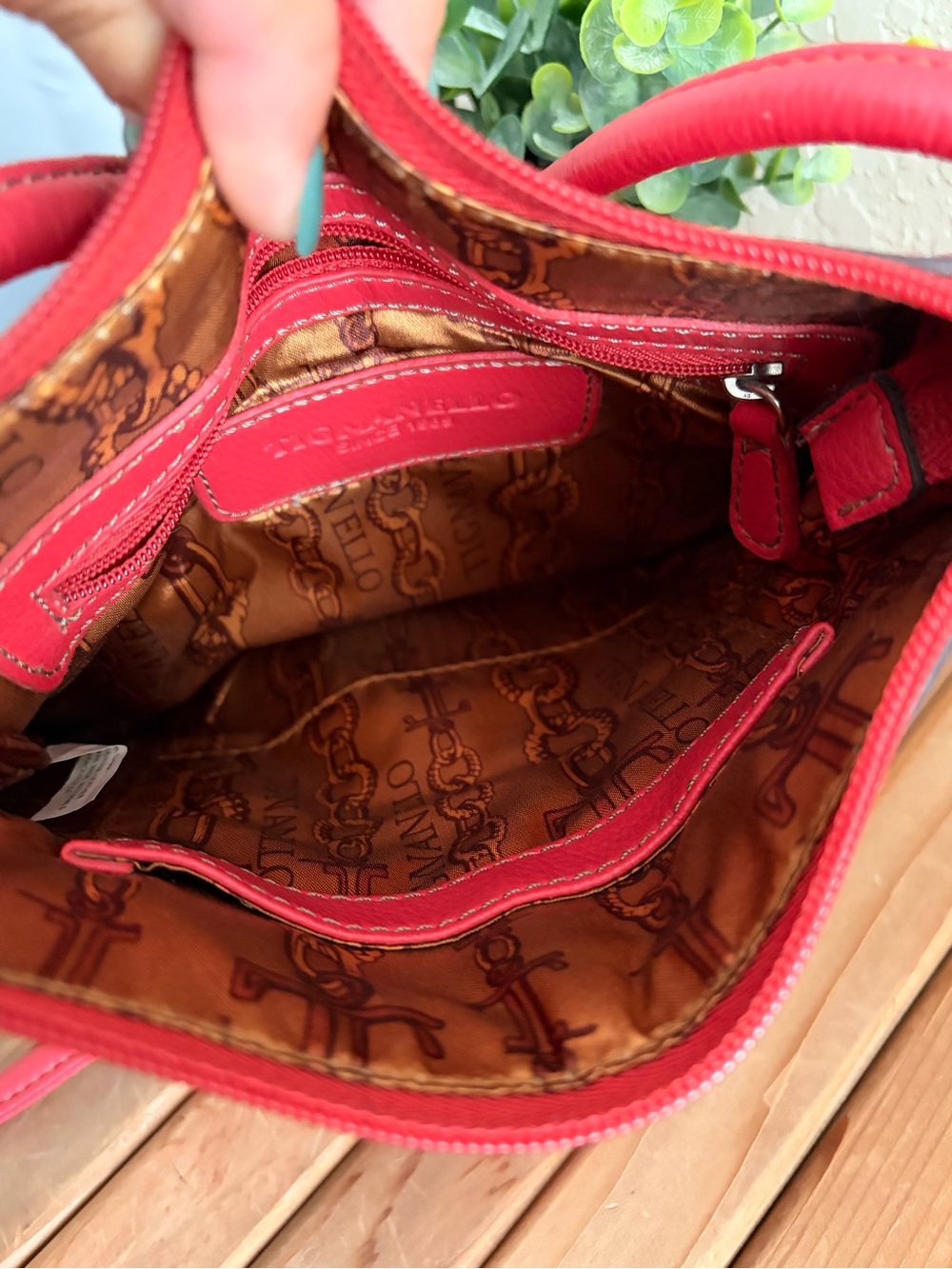 Tignanello Pebbled Leather Crossbody Bag, Coral Pink Multi-Pocket Organizer - Picture 5 of 8
